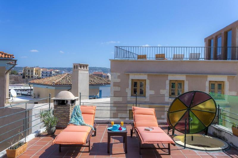 Ifigenia Lux Maisonette In Oldtown And Villas In Theriso Vilage 14 Km Outside Of Chania Hriszí Aktí Haniá Kültér fotó