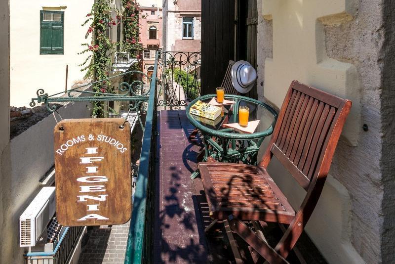 Ifigenia Lux Maisonette In Oldtown And Villas In Theriso Vilage 14 Km Outside Of Chania Hriszí Aktí Haniá Kültér fotó