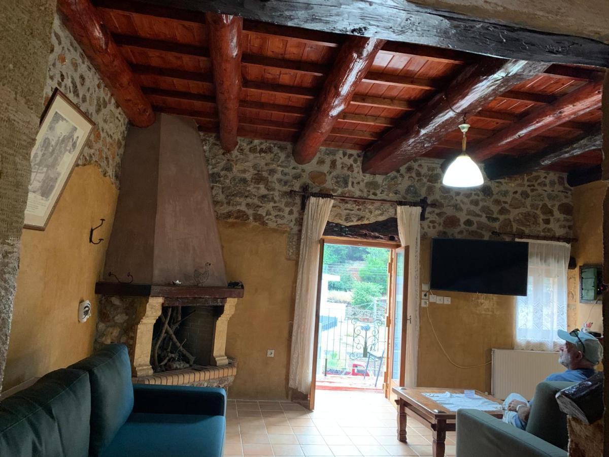 Ifigenia Lux Maisonette In Oldtown And Villas In Theriso Vilage 14 Km Outside Of Chania Hriszí Aktí Haniá Kültér fotó