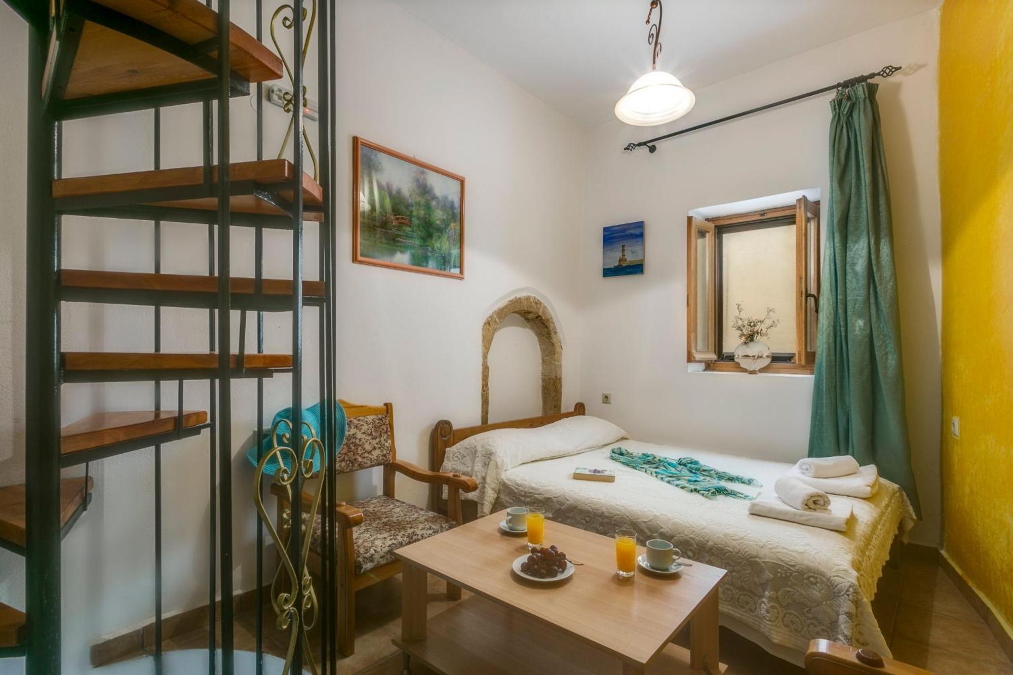 Ifigenia Lux Maisonette In Oldtown And Villas In Theriso Vilage 14 Km Outside Of Chania Hriszí Aktí Haniá Kültér fotó